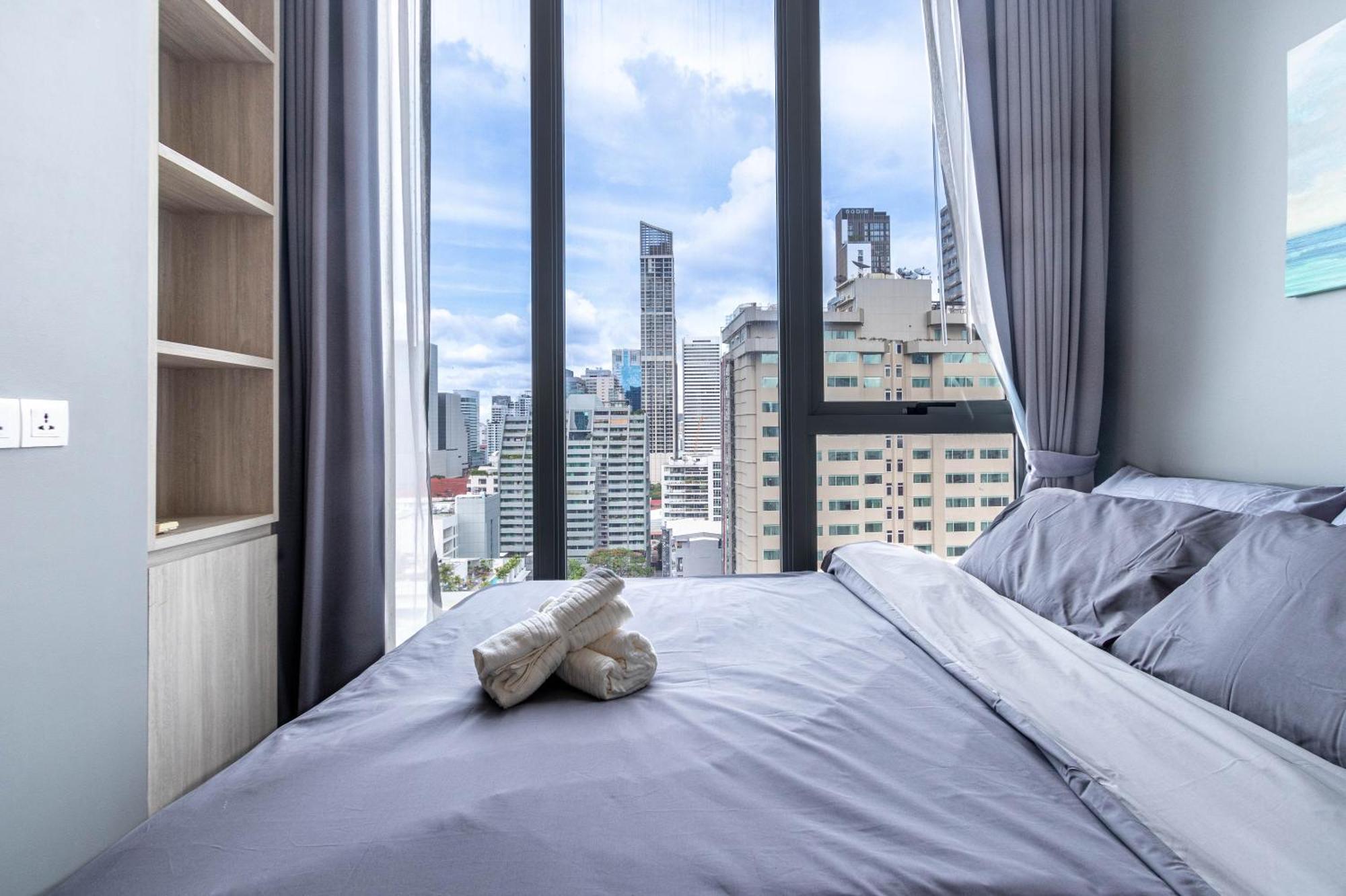 Hyde Sukhumvit 11 Branded Suites Bangkok Ngoại thất bức ảnh
