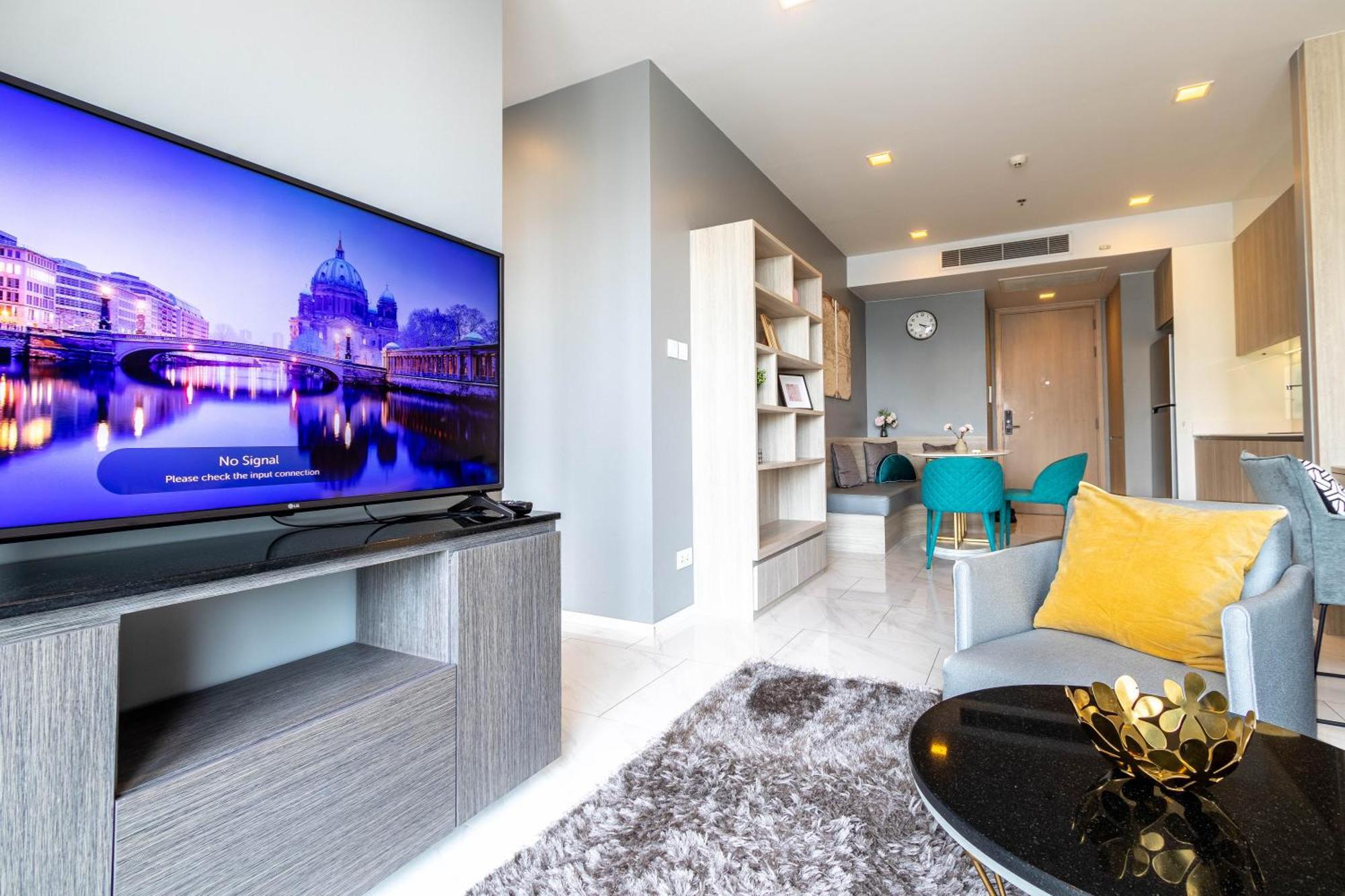 Hyde Sukhumvit 11 Branded Suites Bangkok Ngoại thất bức ảnh