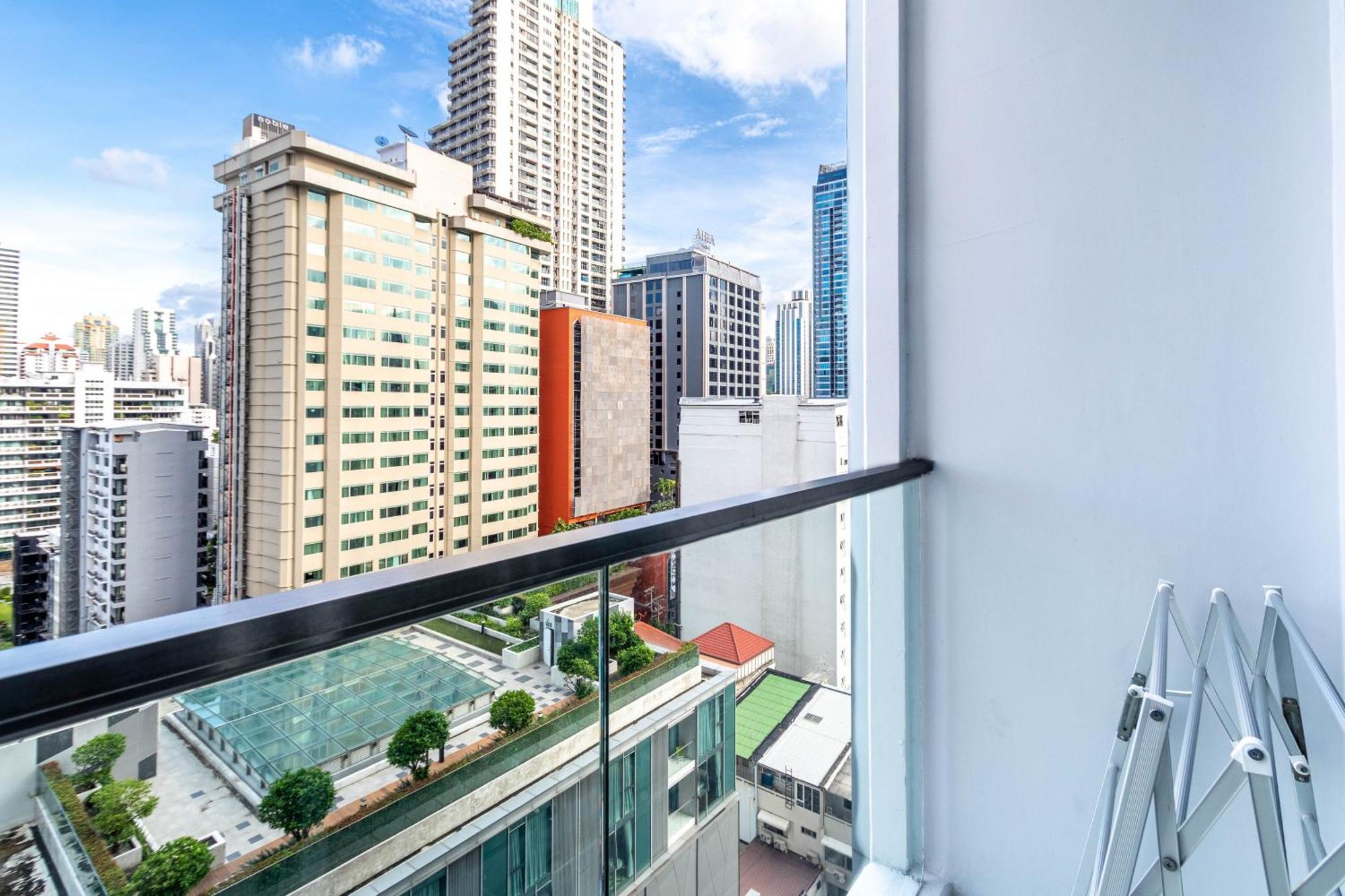 Hyde Sukhumvit 11 Branded Suites Bangkok Ngoại thất bức ảnh