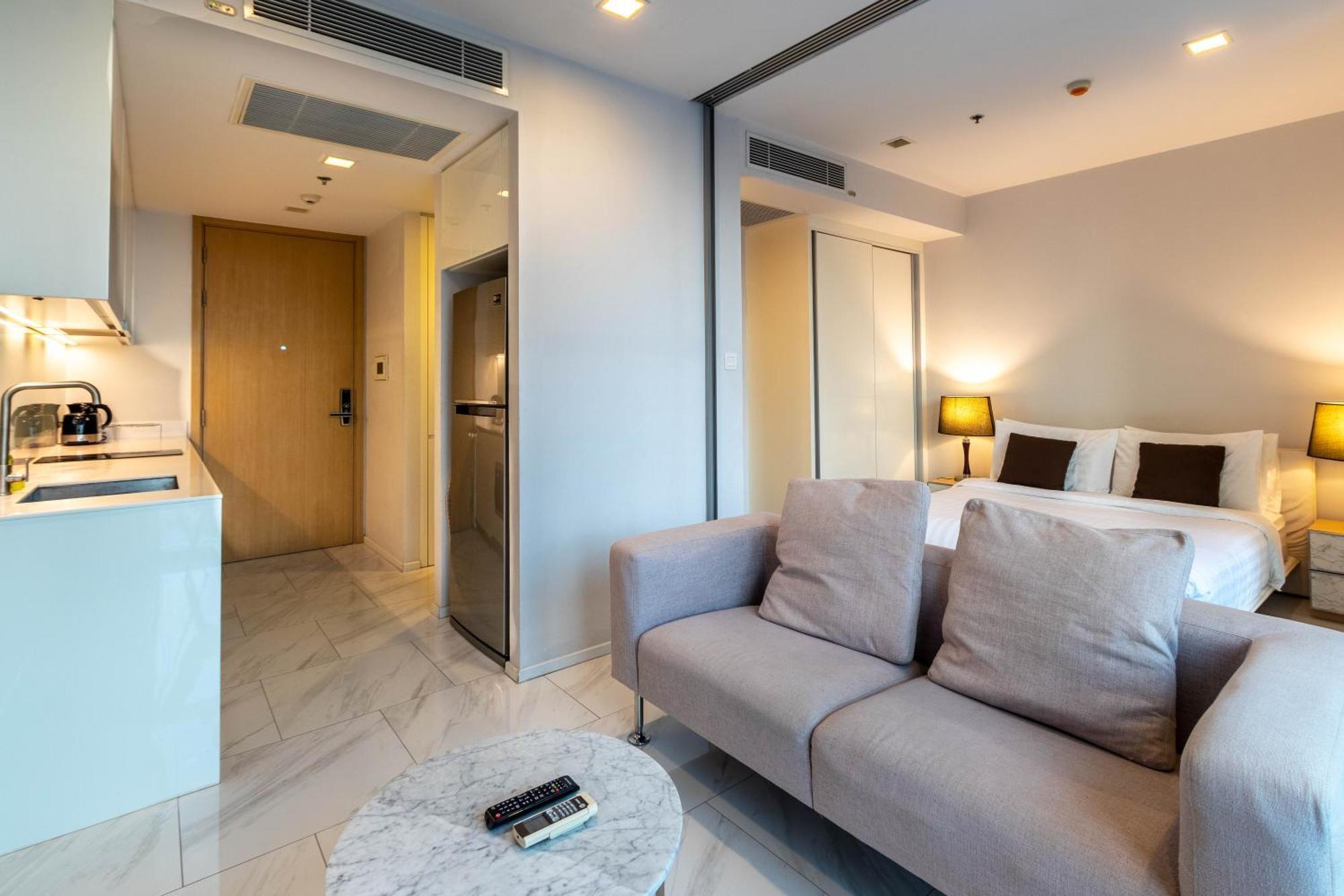 Hyde Sukhumvit 11 Branded Suites Bangkok Ngoại thất bức ảnh