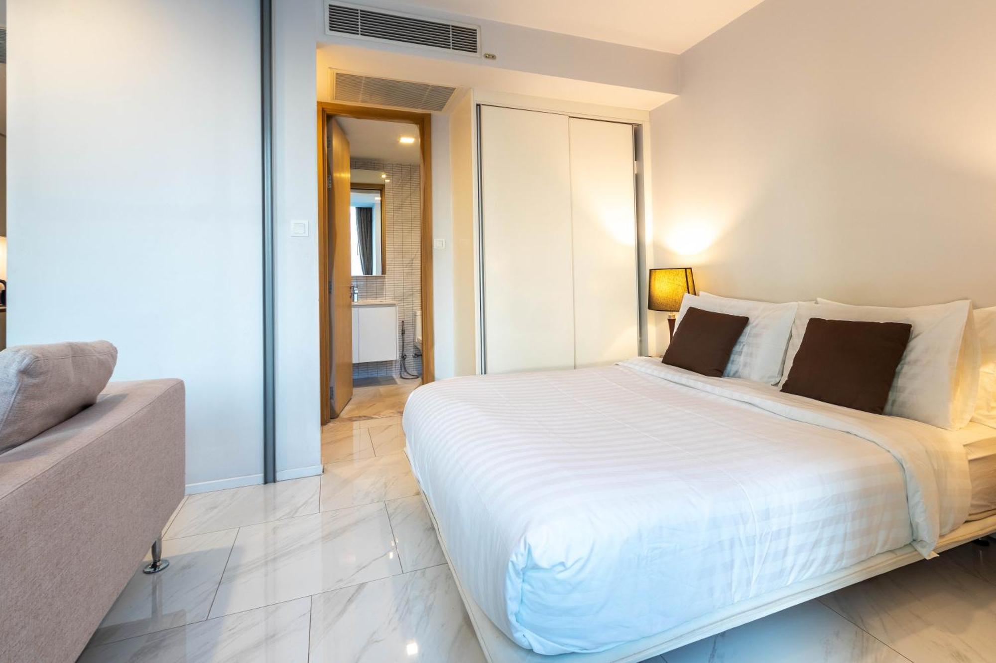 Hyde Sukhumvit 11 Branded Suites Bangkok Ngoại thất bức ảnh