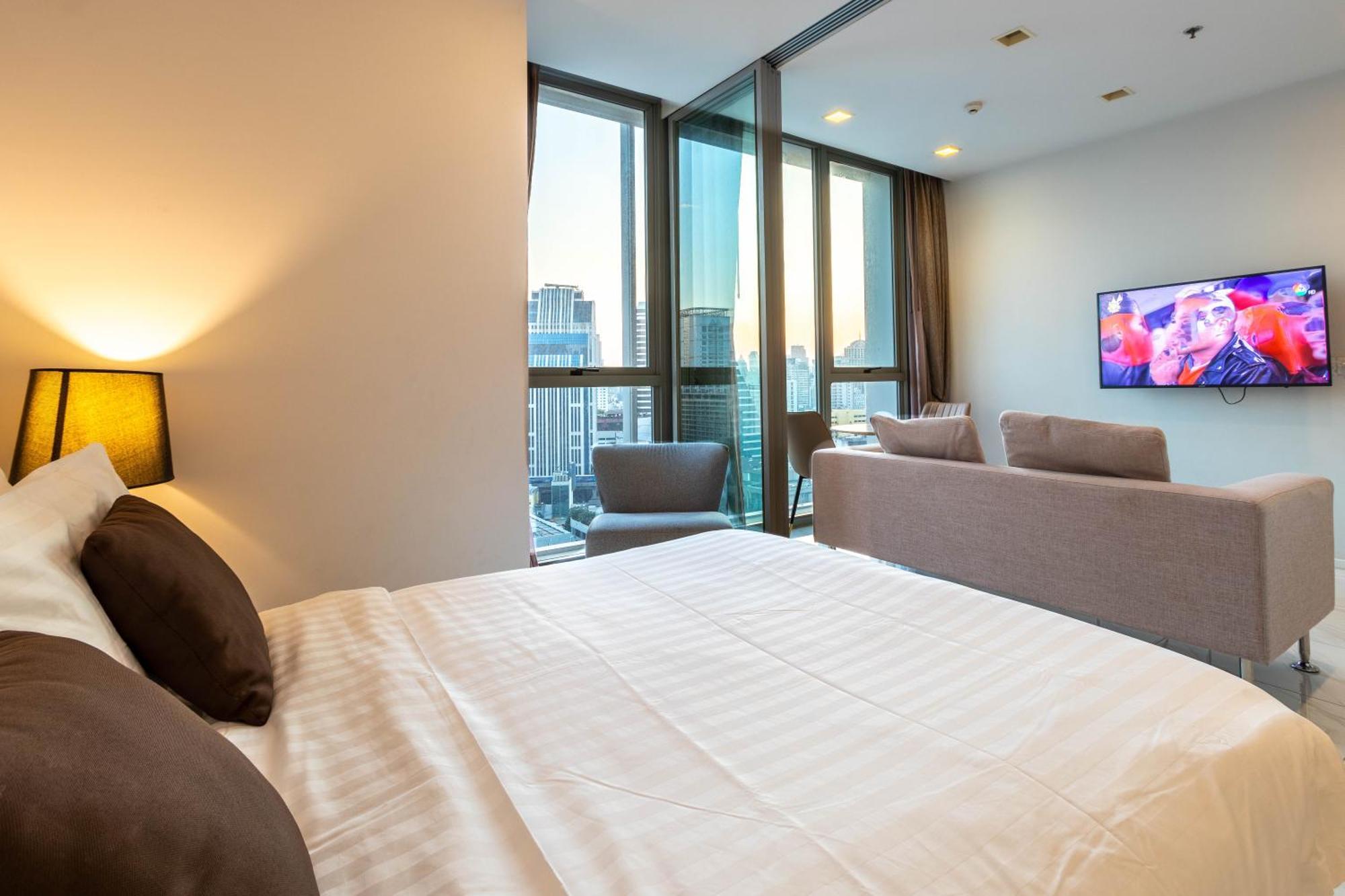 Hyde Sukhumvit 11 Branded Suites Bangkok Ngoại thất bức ảnh