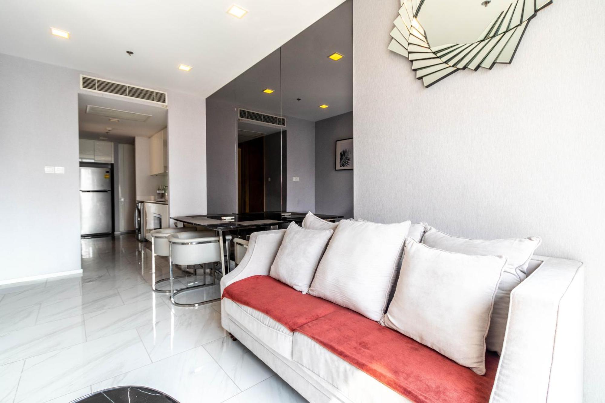 Hyde Sukhumvit 11 Branded Suites Bangkok Ngoại thất bức ảnh