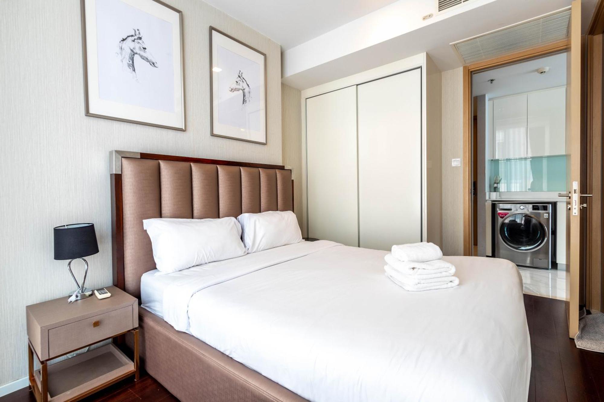 Hyde Sukhumvit 11 Branded Suites Bangkok Ngoại thất bức ảnh