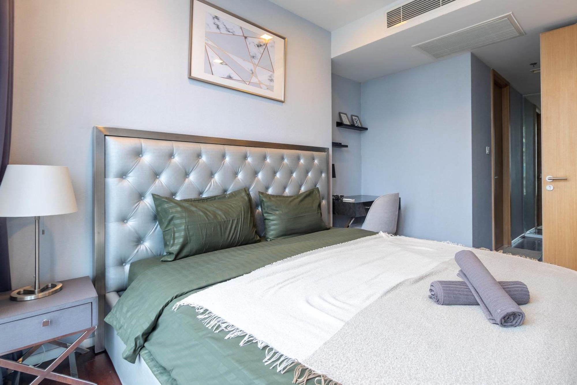 Hyde Sukhumvit 11 Branded Suites Bangkok Ngoại thất bức ảnh